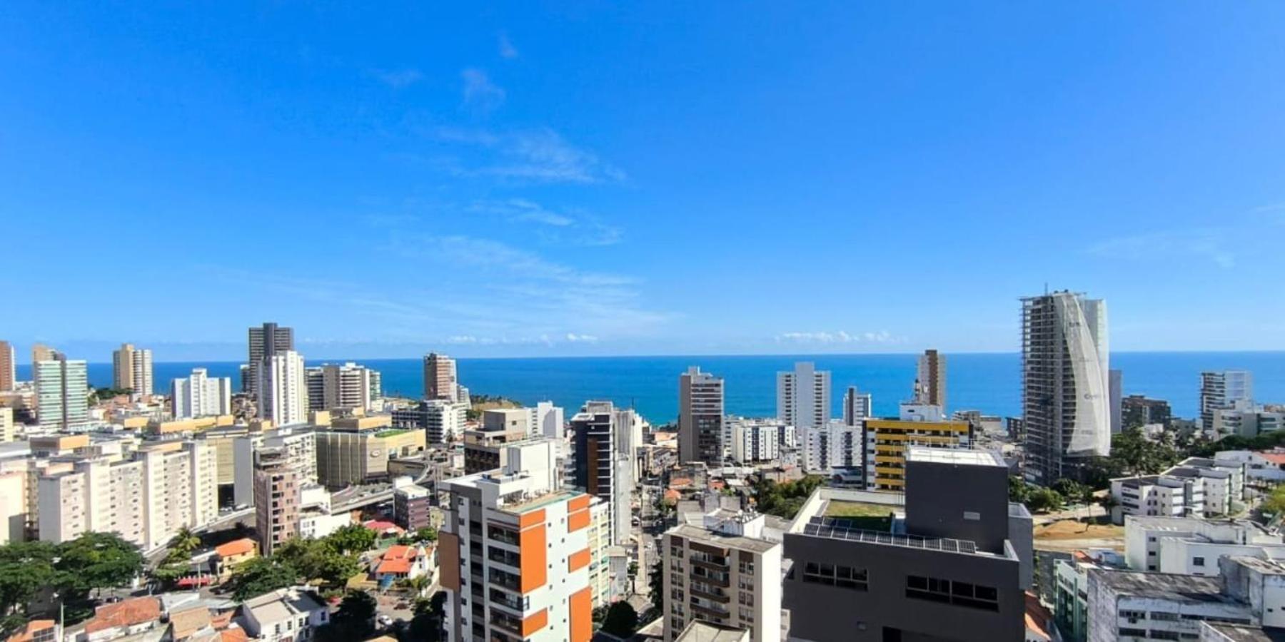 Lindo Apt Vista Mar Completo Com Piscina No Rooftop Do Edf, Proximo Ao Porto Da Barra Salwador Zewnętrze zdjęcie
