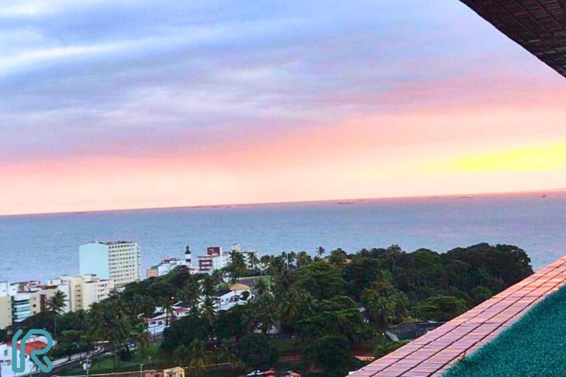 Lindo Apt Vista Mar Completo Com Piscina No Rooftop Do Edf, Proximo Ao Porto Da Barra Salwador Zewnętrze zdjęcie