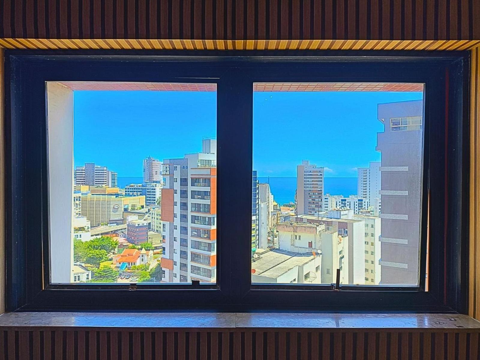 Lindo Apt Vista Mar Completo Com Piscina No Rooftop Do Edf, Proximo Ao Porto Da Barra Salwador Zewnętrze zdjęcie